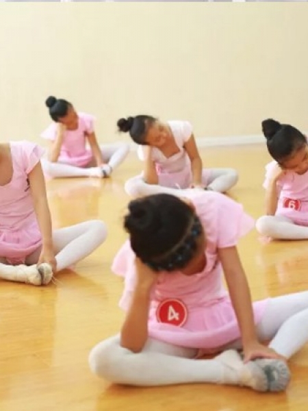 天一教育集团——中国舞学员展示
